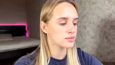 Snapshot of hermiladziekan chatting on October 21, 2025, 7:53 am Sylvia online show from October 21, 2025, 7:53 am