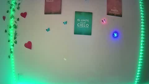 Hestesiaxx online show from January 10, 2025, 1:21 am