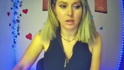 Hestesiaxx online show from January 15, 2025, 1:12 am