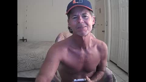 Snapshot of hewes1 chatting on March 23, 2026, 11:31 pm hewes1 online show from March 23, 2026, 11:31 pm