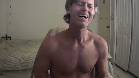 Snapshot of hewes1 chatting on March 29, 2026, 8:25 am hewes1 online show from March 29, 2026, 8:25 am