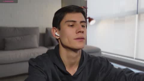 hey_cesard online show from March 10, 2026, 3:28 pm