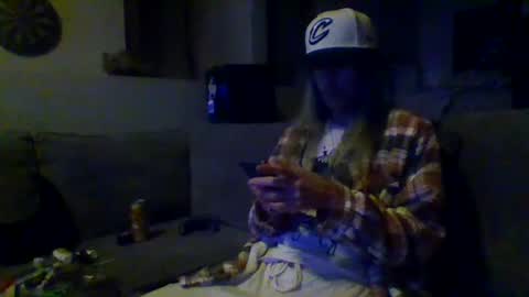 Snapshot of hey_mikky chatting on October 14, 2025, 12:44 am hey_mikky online show from October 14, 2025, 12:44 am