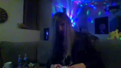 Snapshot of hey_mikky chatting on October 24, 2025, 2:08 am hey_mikky online show from October 24, 2025, 2:08 am