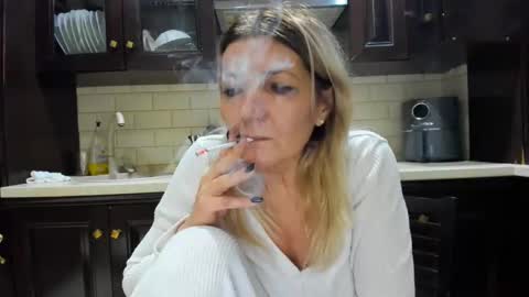 Snapshot of heyheygrey chatting on January 26, 2025, 12:58 am Heyheygrey online show from January 26, 2025, 12:58 am