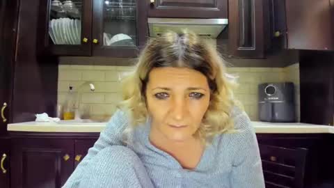 Snapshot of heyheygrey chatting on January 26, 2025, 10:45 am Heyheygrey online show from January 26, 2025, 10:45 am