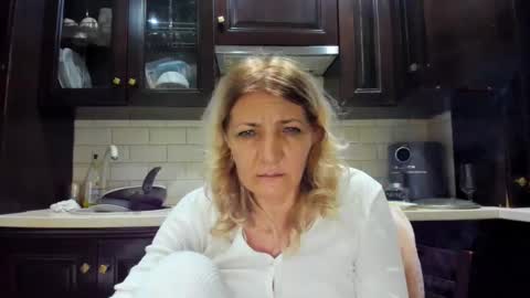 Snapshot of heyheygrey chatting on February 24, 2025, 1:57 am Heyheygrey online show from February 24, 2025, 1:57 am