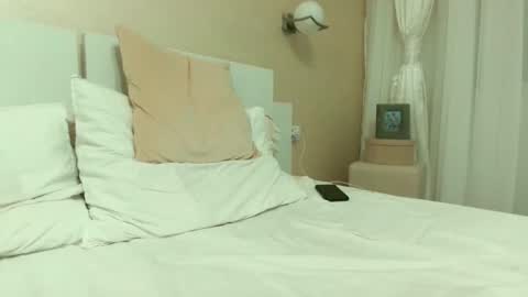 Snapshot of heyheygrey chatting on October 25, 2025, 3:18 pm Heyheygrey online show from October 25, 2025, 3:18 pm