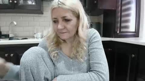 Heyheygrey online show from March 15, 2026, 1:28 pm