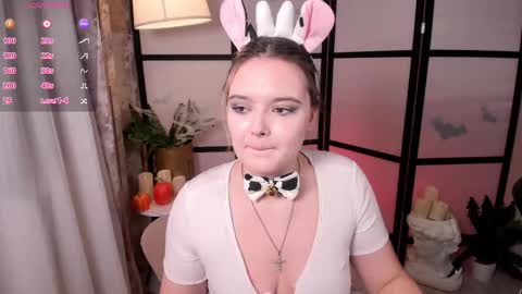 Amazing Mary  online show from October 30, 2025, 9:55 am