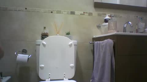 Snapshot of hibridmen chatting on September 8, 2025, 6:18 pm hibridmen online show from September 8, 2025, 6:18 pm