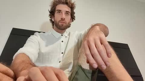 HiddenGaze online show from February 17, 2026, 6:21 am