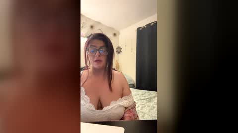 Maevry online show from May 16, 2026, 4:53 am