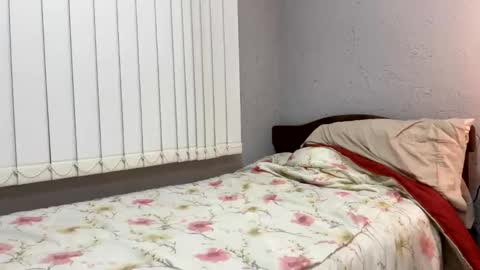 highnightz online show from April 18, 2026, 2:59 am