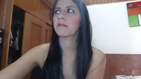 Snapshot of hilari18 chatting on January 30, 2025, 2:47 pm hilaril18 online show from January 30, 2025, 2:47 pm