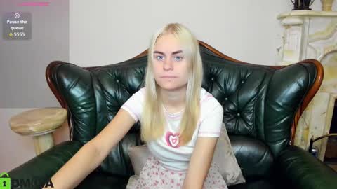 hilleva online show from September 10, 2025, 7:58 pm