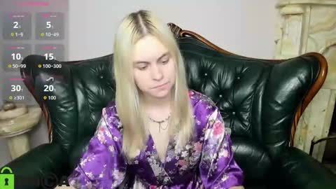 hilleva online show from November 27, 2025, 8:38 am