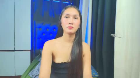 yuricah online show from October 7, 2025, 2:20 am