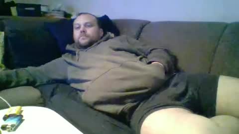 Himre online show from November 14, 2025, 9:57 pm