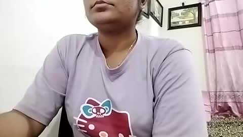 himuhimu22 online show from March 11, 2026, 3:18 pm