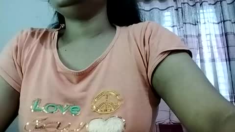 himuhimu22 online show from July 13, 2026, 8:50 am