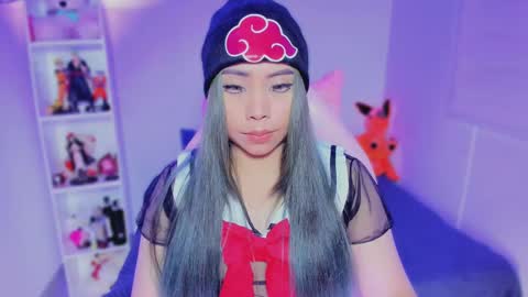 Hinata online show from February 19, 2025, 9:17 am