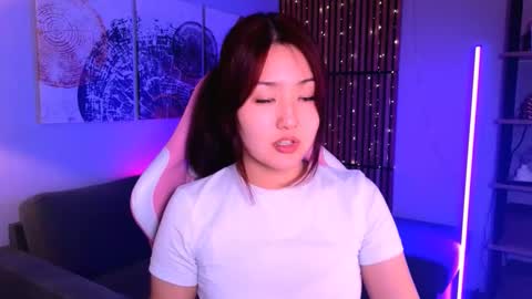 Hinata online show from March 11, 2026, 2:12 pm
