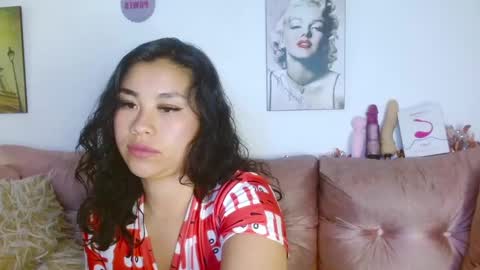 Snapshot of hinataleecs chatting on December 30, 2024, 8:32 am hinata lee online show from December 30, 2024, 8:32 am