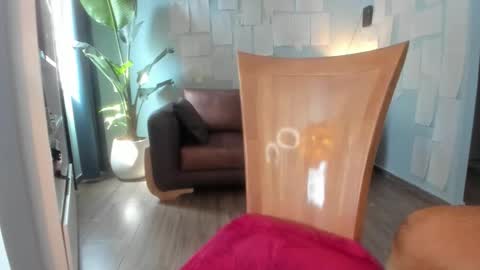 Snapshot of hinnata69 chatting on February 4, 2026, 7:09 pm Hinnata online show from February 4, 2026, 7:09 pm