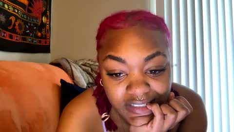 angelbabi online show from February 6, 2025, 8:34 pm