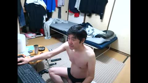 Snapshot of hiro110 chatting on January 18, 2025, 8:40 pm hiro110 online show from January 18, 2025, 8:40 pm