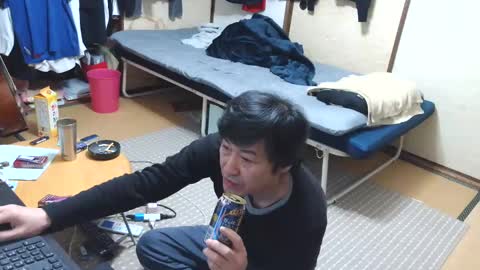 Snapshot of hiro110 chatting on March 10, 2025, 12:37 pm hiro110 online show from March 10, 2025, 12:37 pm