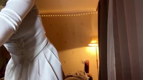 I am Amy ntmu Lets hit 10 Thumbs Up together online show from March 4, 2026, 5:30 pm