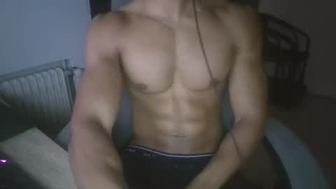 Hiseres online show from February 10, 2026, 9:52 pm