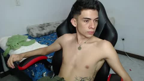 Snapshot of hiso_kai chatting on April 25, 2026, 5:32 am Hisokax online show from April 25, 2026, 5:32 am
