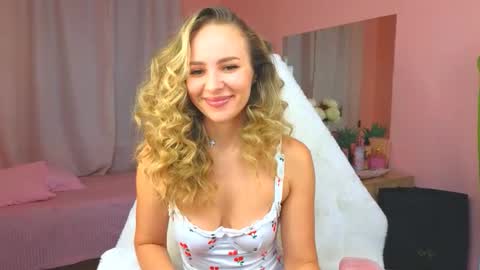 Ksenia online show from October 13, 2025, 12:21 am