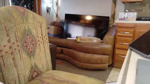 Snapshot of hnic9999 chatting on February 16, 2025, 10:21 pm Nick online show from February 16, 2025, 10:21 pm