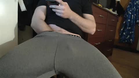 Hockey Player online show from December 6, 2024, 4:36 am