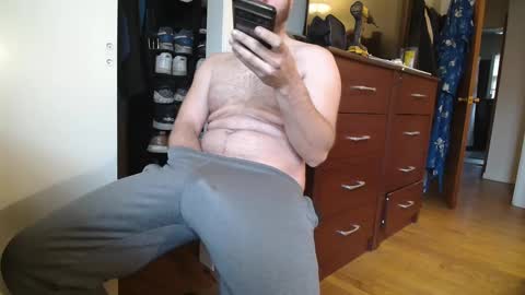 Hockey Player online show from December 10, 2024, 3:55 pm