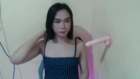 Kim3 online show from May 15, 2026, 11:39 am