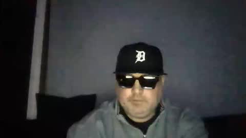 Snapshot of holden_minutz chatting on February 6, 2026, 7:02 am holden_minutz online show from February 6, 2026, 7:02 am