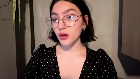 Snapshot of hollisguerrette chatting on April 5, 2026, 1:19 pm Sofia online show from April 5, 2026, 1:19 pm