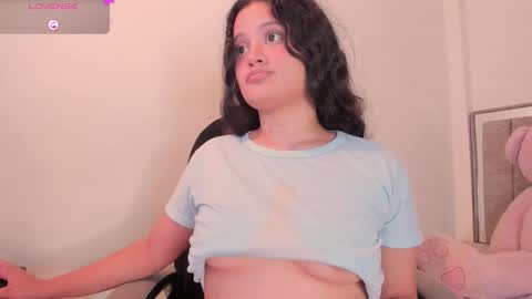 holly_16 online show from February 22, 2026, 10:08 pm