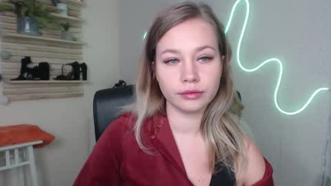 Holly online show from December 4, 2024, 6:00 am