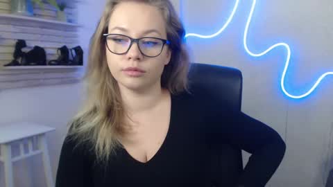 Holly online show from January 29, 2025, 5:40 am