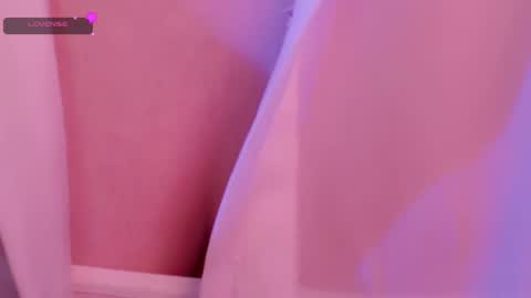 Snapshot of holly_molly_69 chatting on June 7, 2026, 3:10 am Molly online show from June 7, 2026, 3:10 am