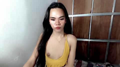 Snapshot of hollyhalo chatting on July 5, 2026, 4:07 am hollyhalo online show from July 5, 2026, 4:07 am