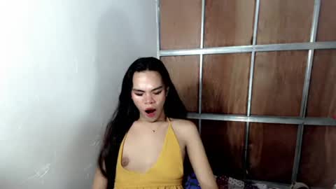 Snapshot of hollyhalo chatting on July 5, 2026, 4:19 am hollyhalo online show from July 5, 2026, 4:19 am
