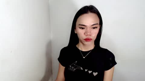 Snapshot of hollyhalo chatting on July 8, 2026, 3:11 am hollyhalo online show from July 8, 2026, 3:11 am