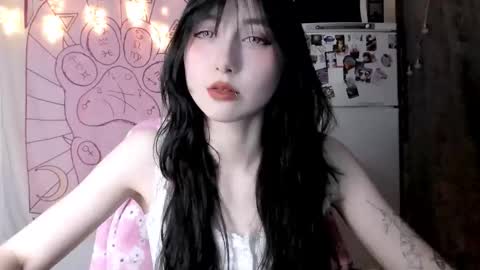 Ho Lee Sheet online show from March 15, 2026, 4:57 pm